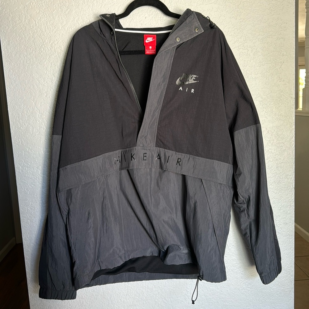 Nike windbreaker